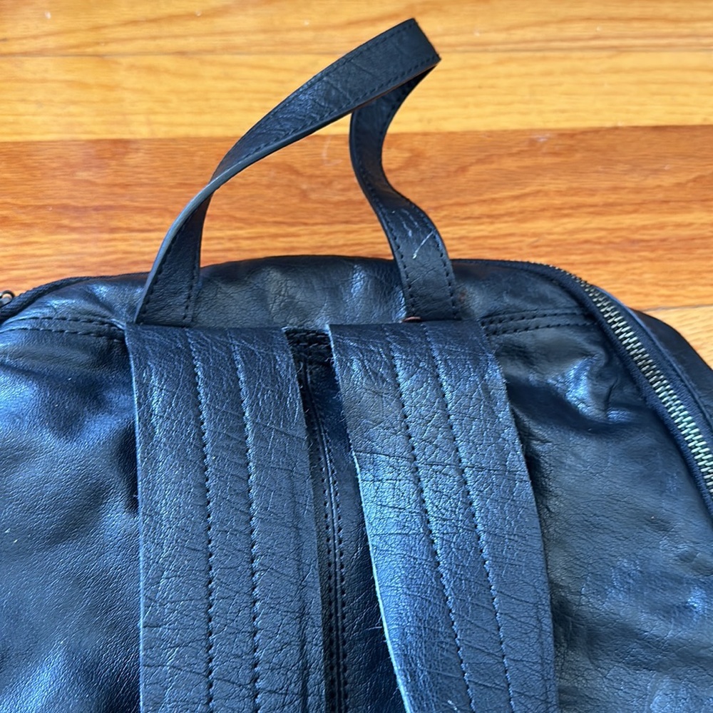 Frye backpack - Picture 5 of 16